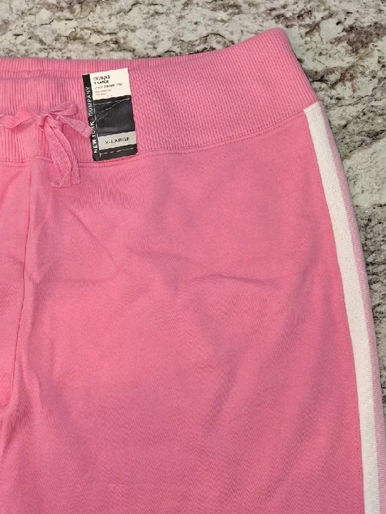 Vintage New York & Company Pink Capri Joggers with Pink And White Side Stripes - Picture 5 of 12